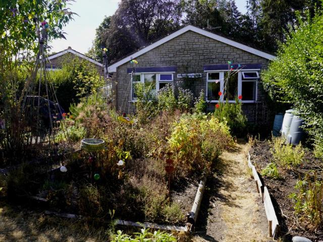 3 bedroom bungalow for sale