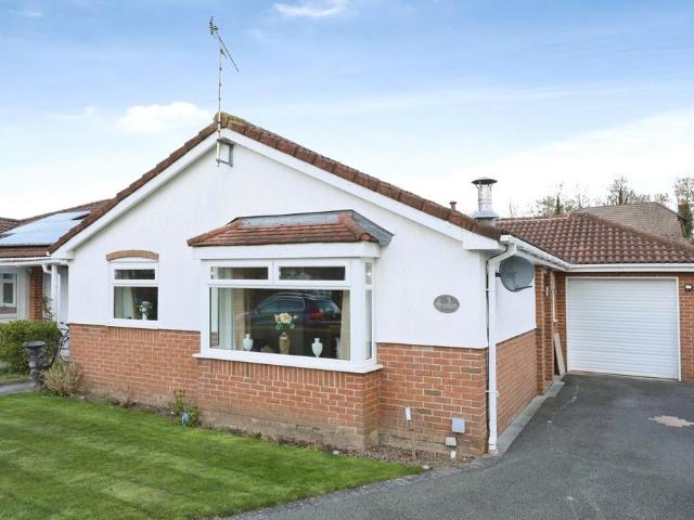 3 bedroom bungalow for sale
