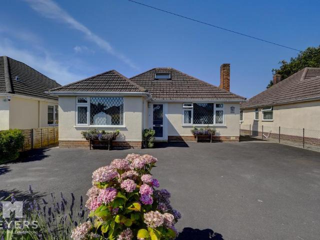 3 bedroom bungalow for sale