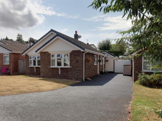 3 bedroom bungalow for sale