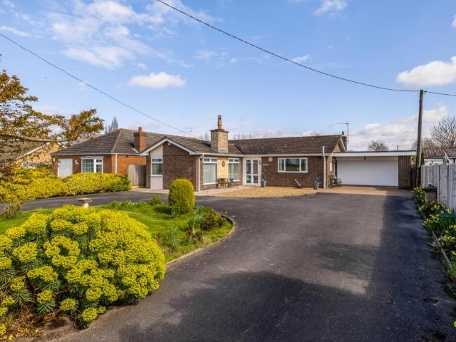 3 bedroom bungalow for sale