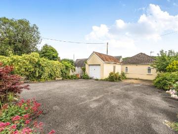 3 bedroom bungalow for sale