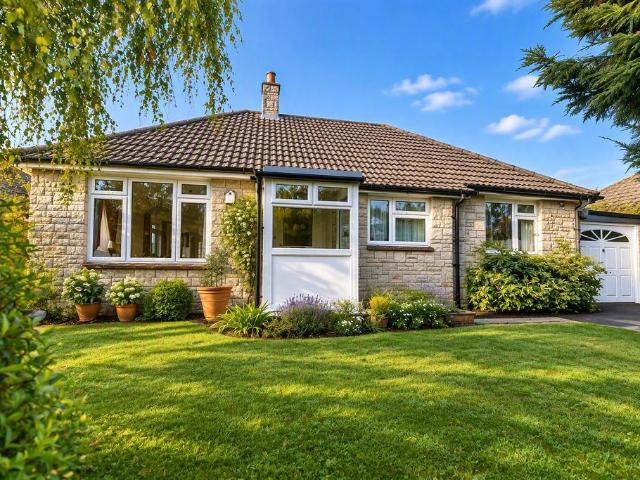 3 bedroom bungalow for sale