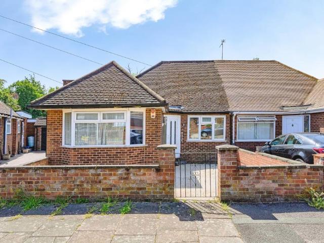 3 bedroom bungalow for sale