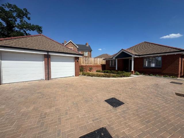 3 bedroom bungalow for sale
