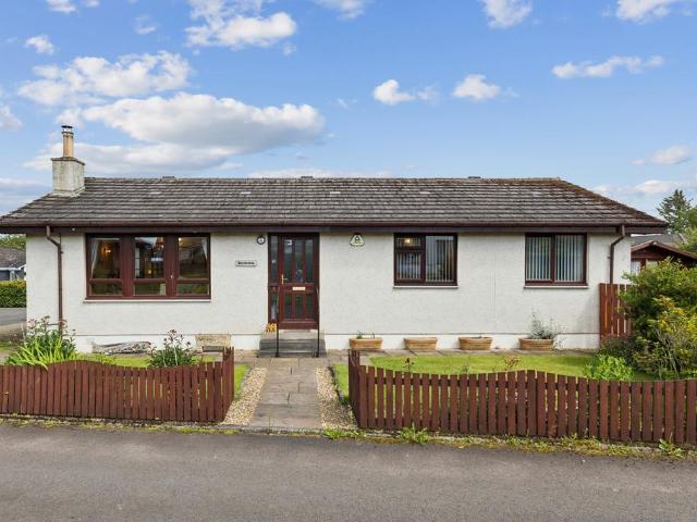 3 bedroom bungalow for sale