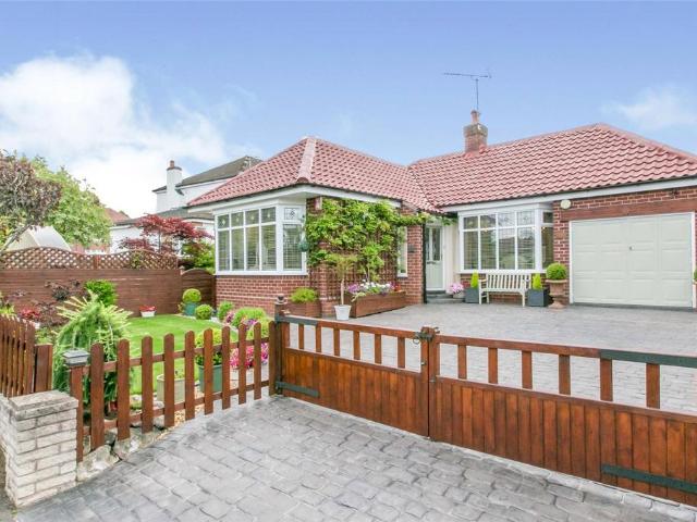 3 bedroom bungalow for sale