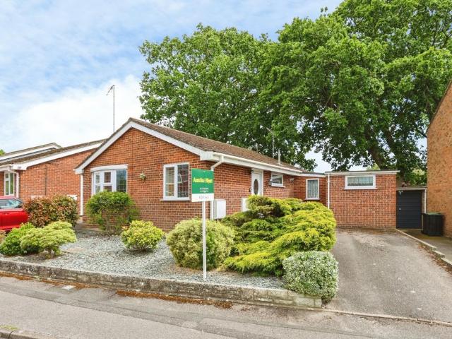3 bedroom bungalow for sale