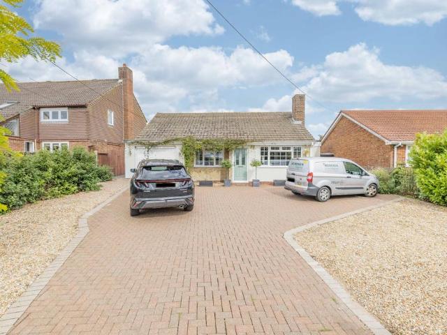 3 bedroom bungalow for sale