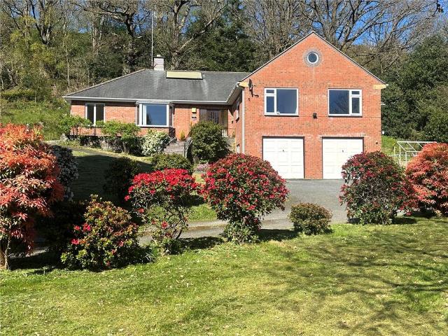 3 bedroom bungalow for sale