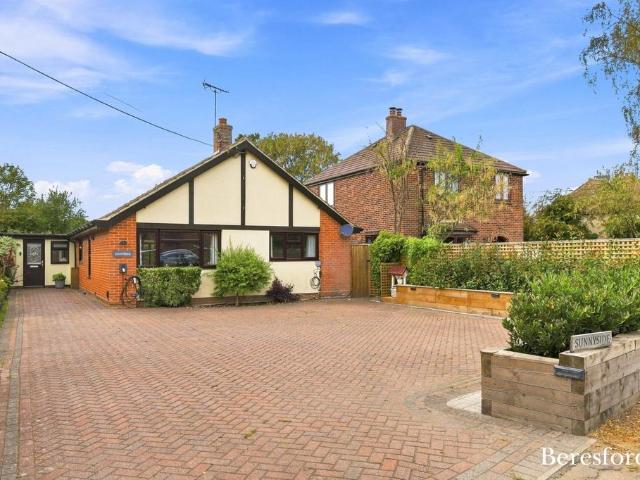 3 bedroom bungalow for sale