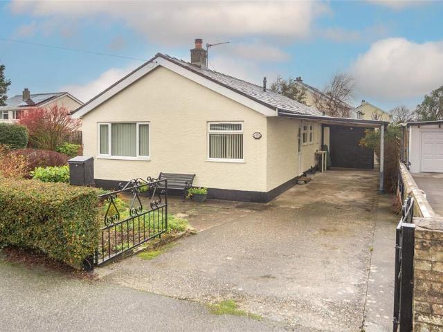 3 bedroom bungalow for sale