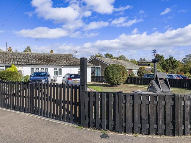 3 bedroom bungalow for sale