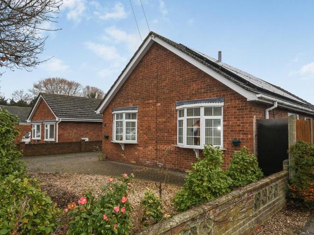 3 bedroom bungalow for sale