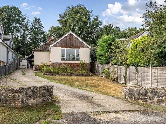 3 bedroom bungalow for sale