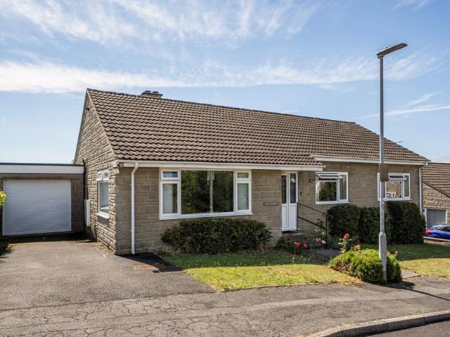 3 bedroom bungalow for sale