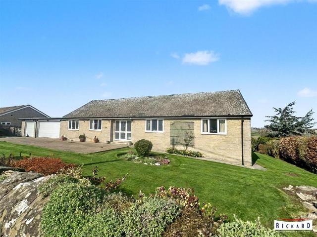 3 bedroom bungalow for sale