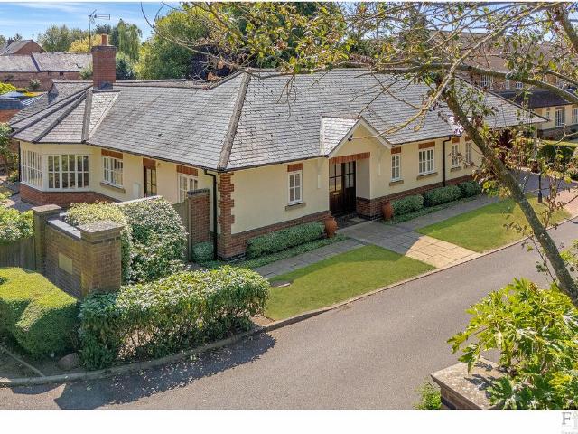 3 bedroom bungalow for sale