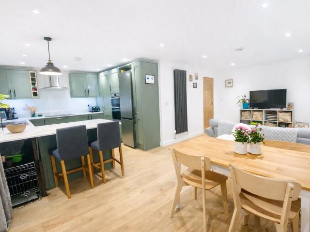 3 bedroom bungalow for sale