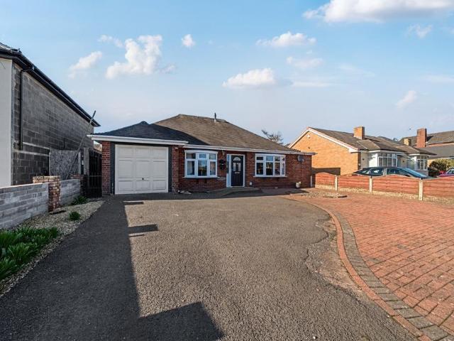 3 bedroom bungalow for sale