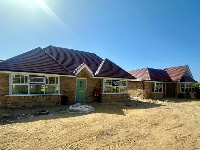 3 bedroom bungalow for sale