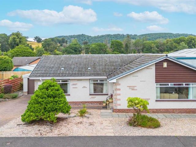 3 bedroom bungalow for sale