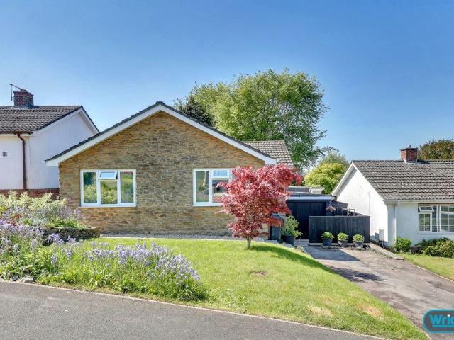 3 bedroom bungalow for sale