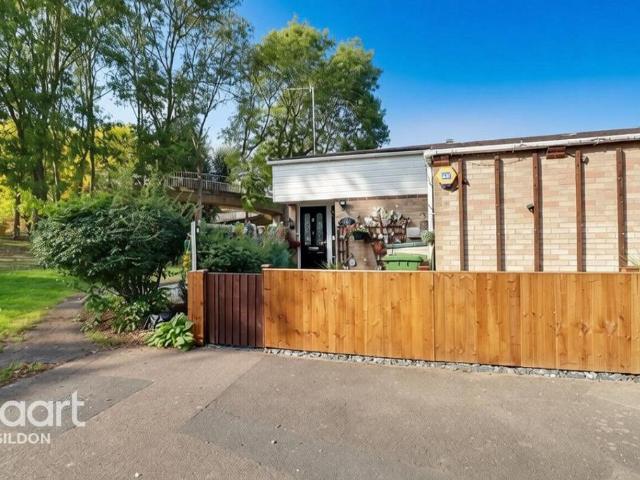 3 bedroom bungalow for sale