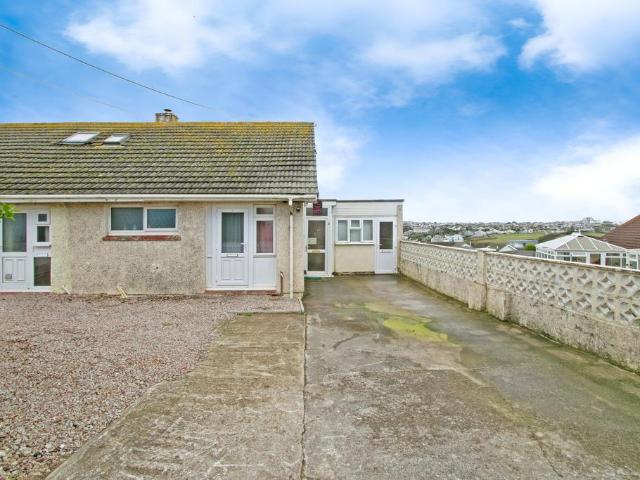 3 bedroom bungalow for sale