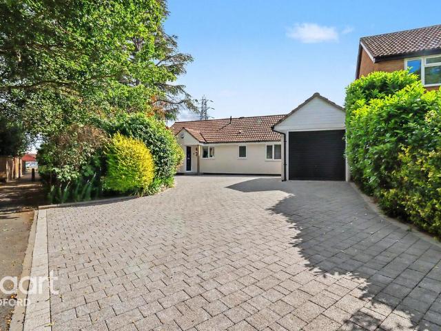 3 bedroom bungalow for sale