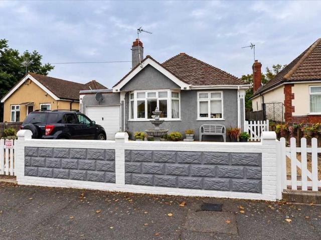 3 bedroom bungalow for sale