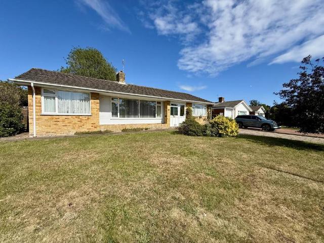 3 bedroom bungalow for sale