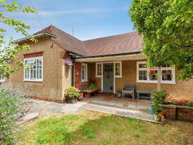 3 bedroom bungalow for sale