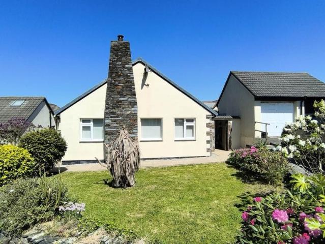 3 bedroom bungalow for sale