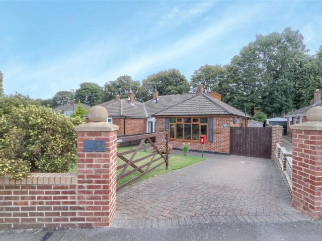 3 bedroom semi detached bungalow for sale