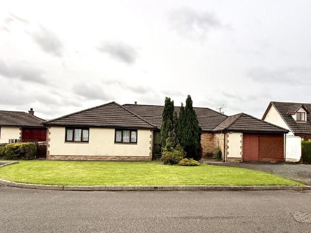 3 bedroom bungalow for sale