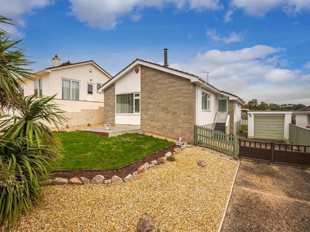 3 bedroom bungalow for sale