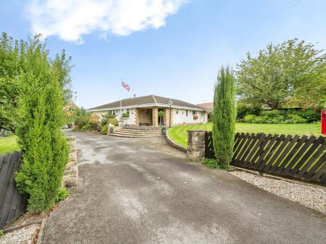 3 bedroom bungalow for sale