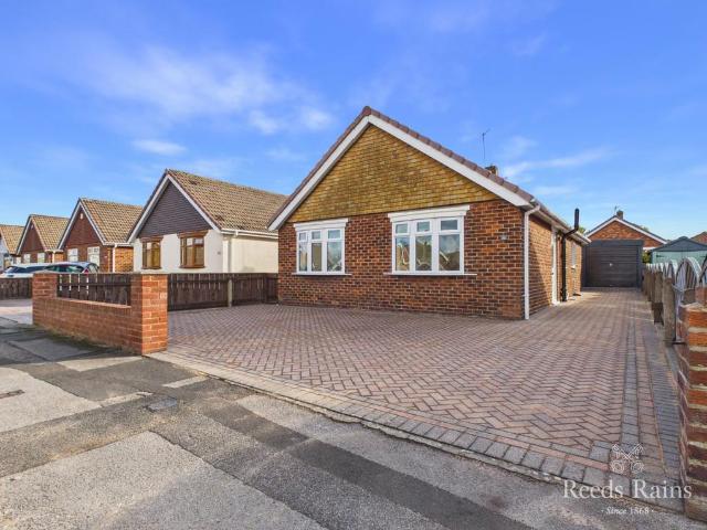 3 bedroom bungalow for sale