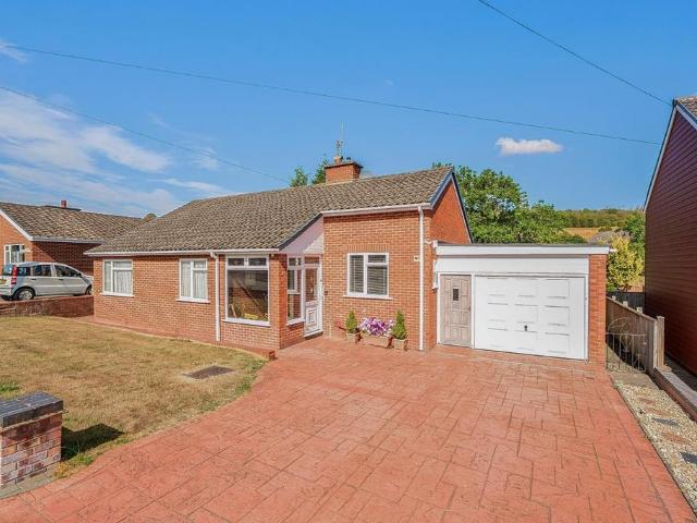 3 bedroom bungalow for sale