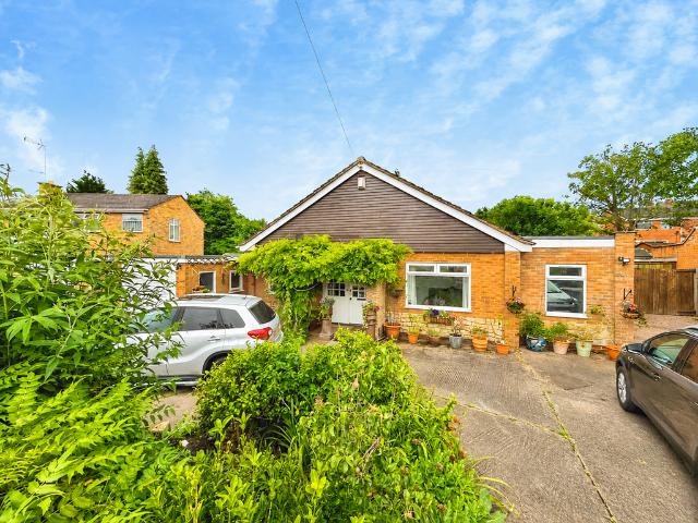 3 bedroom bungalow for sale