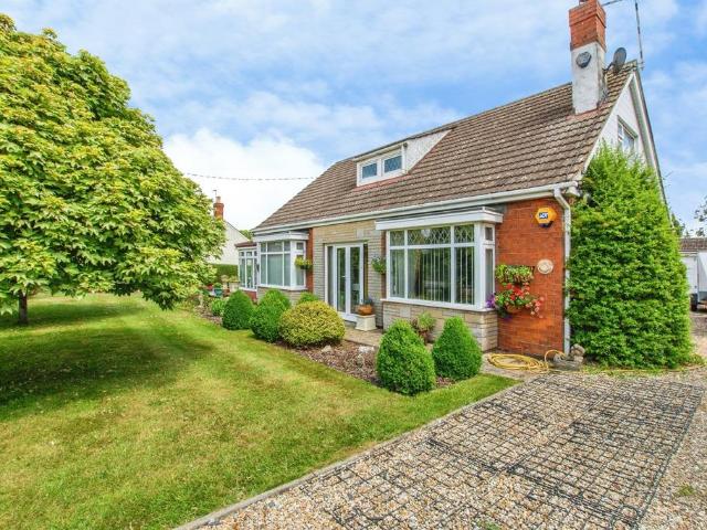 3 bedroom bungalow for sale