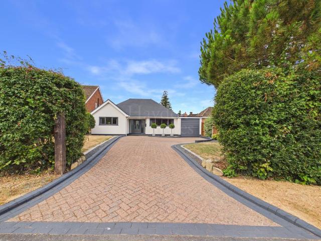 3 bedroom bungalow for sale