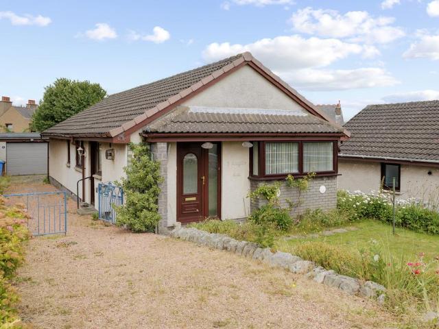 3 bedroom bungalow for sale