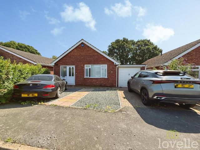 3 bedroom bungalow for sale