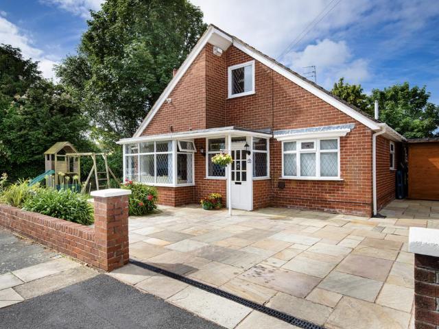 3 bedroom bungalow for sale