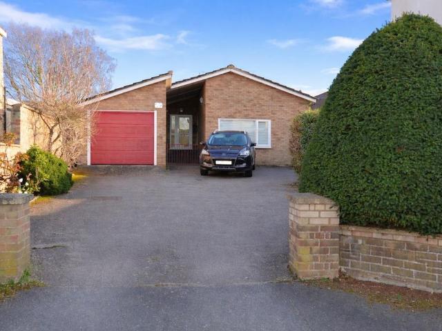 3 bedroom bungalow for sale