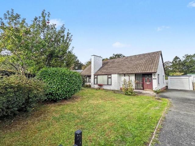 3 bedroom bungalow for sale