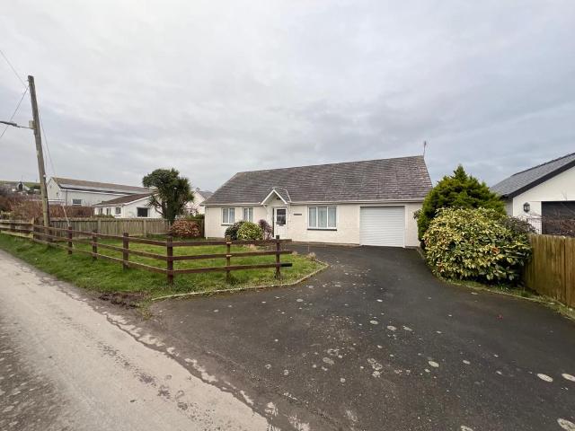 3 bedroom bungalow for sale