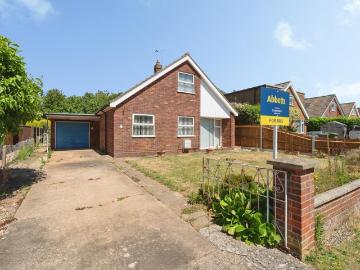 3 bedroom bungalow for sale